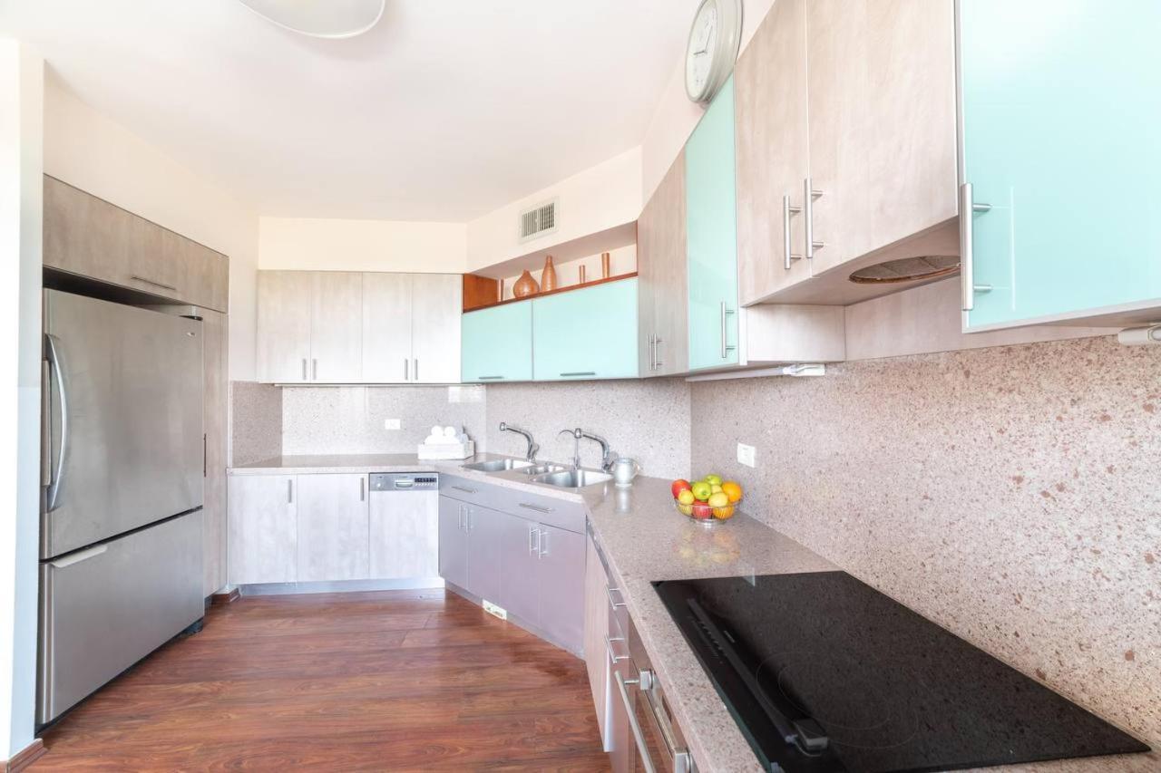 Art Apartment In Mamila - Art & View Jerusalem Exterior photo